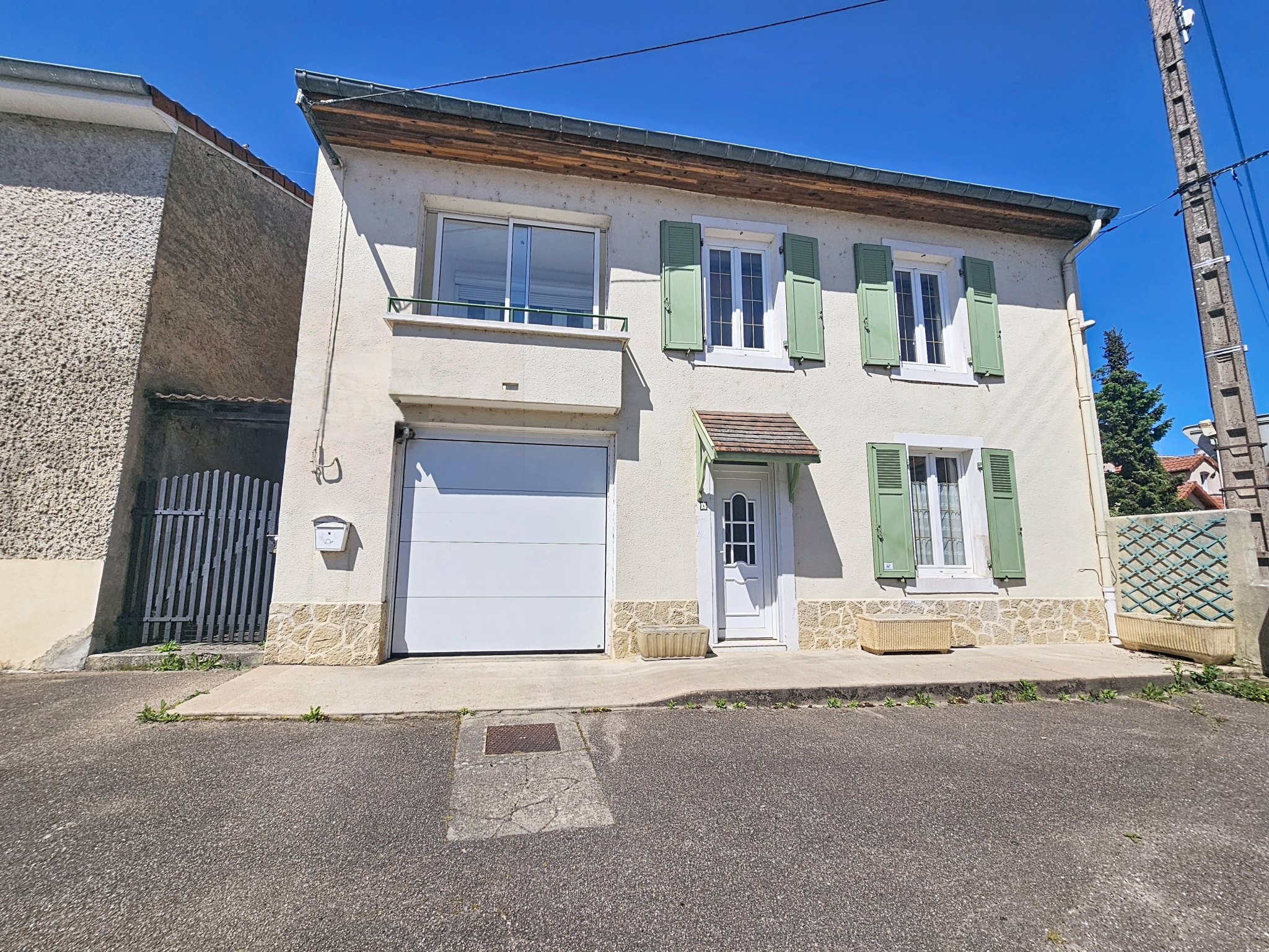 MAISON DE VILLAGE - Habitable de Suite