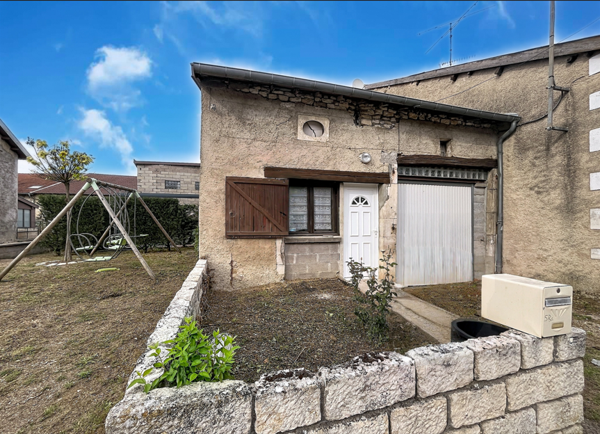 CHARMANTE MAISON DE VILLAGE