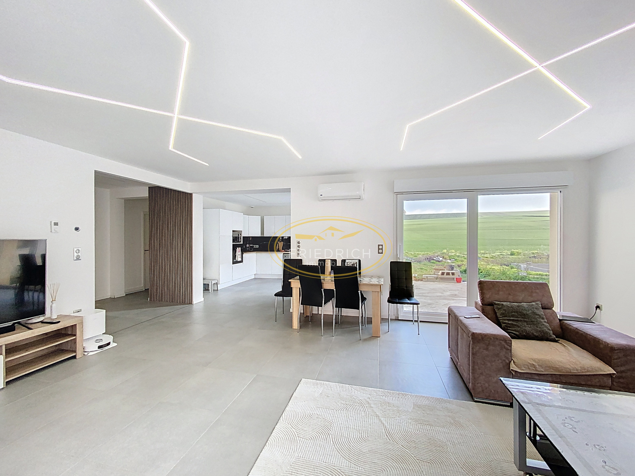 PAVILLON DE PLAIN PIED, TOUT CONFORT